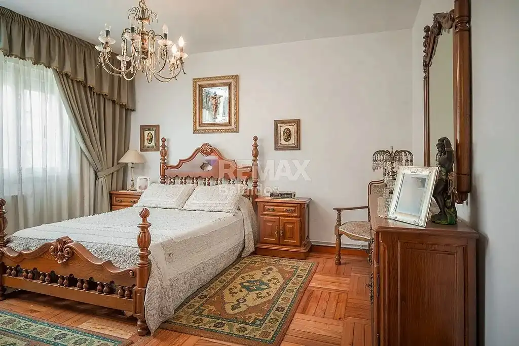 Dormitori de Casa o xalet en venda en A Pobra do Caramiñal amb Calefacció, Jardí privat i Parquet