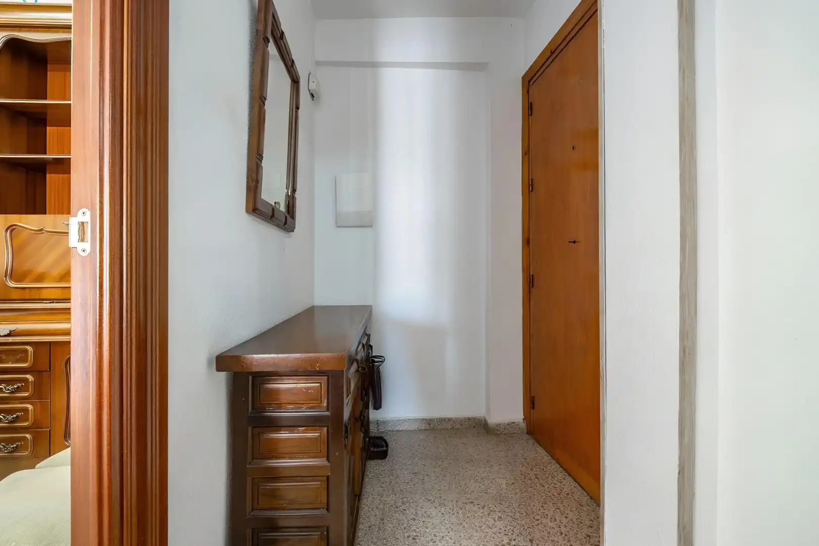 Flat for sale in Granada  with Air Conditioner and Balcony