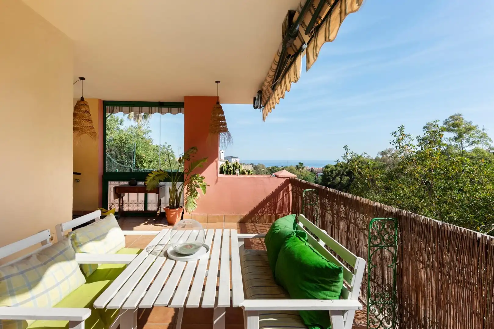Flat for rent in Calle Calle Mirlos, Torreblanca del Sol