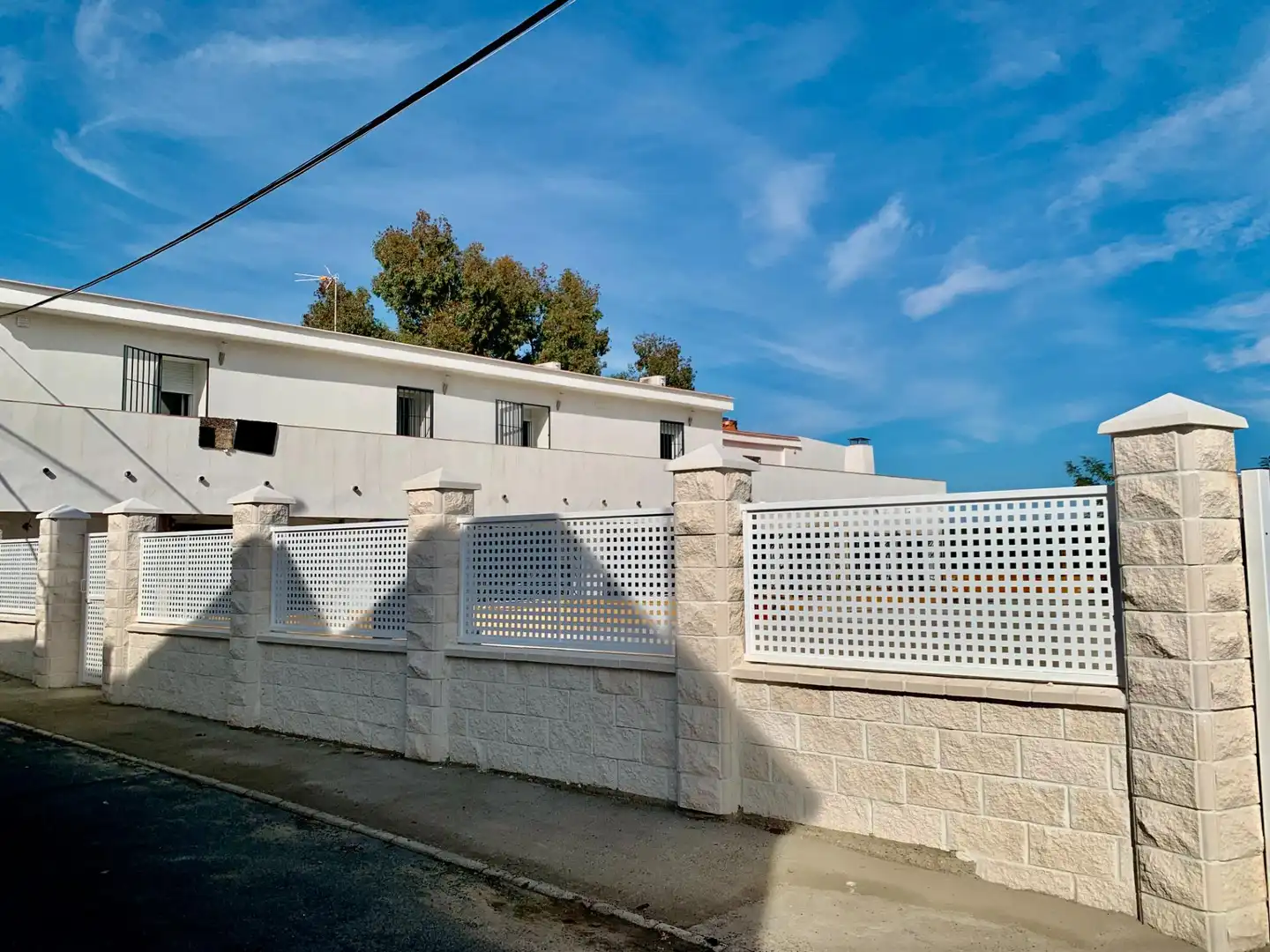 Vista exterior de Edificio en venta en Villanueva del Río y Minas