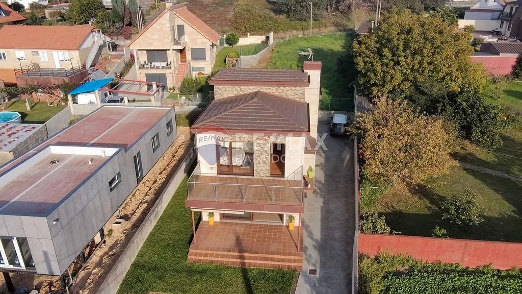 Exterior view of House or chalet for sale in Vigo   with Heating, Private garden and Terrace