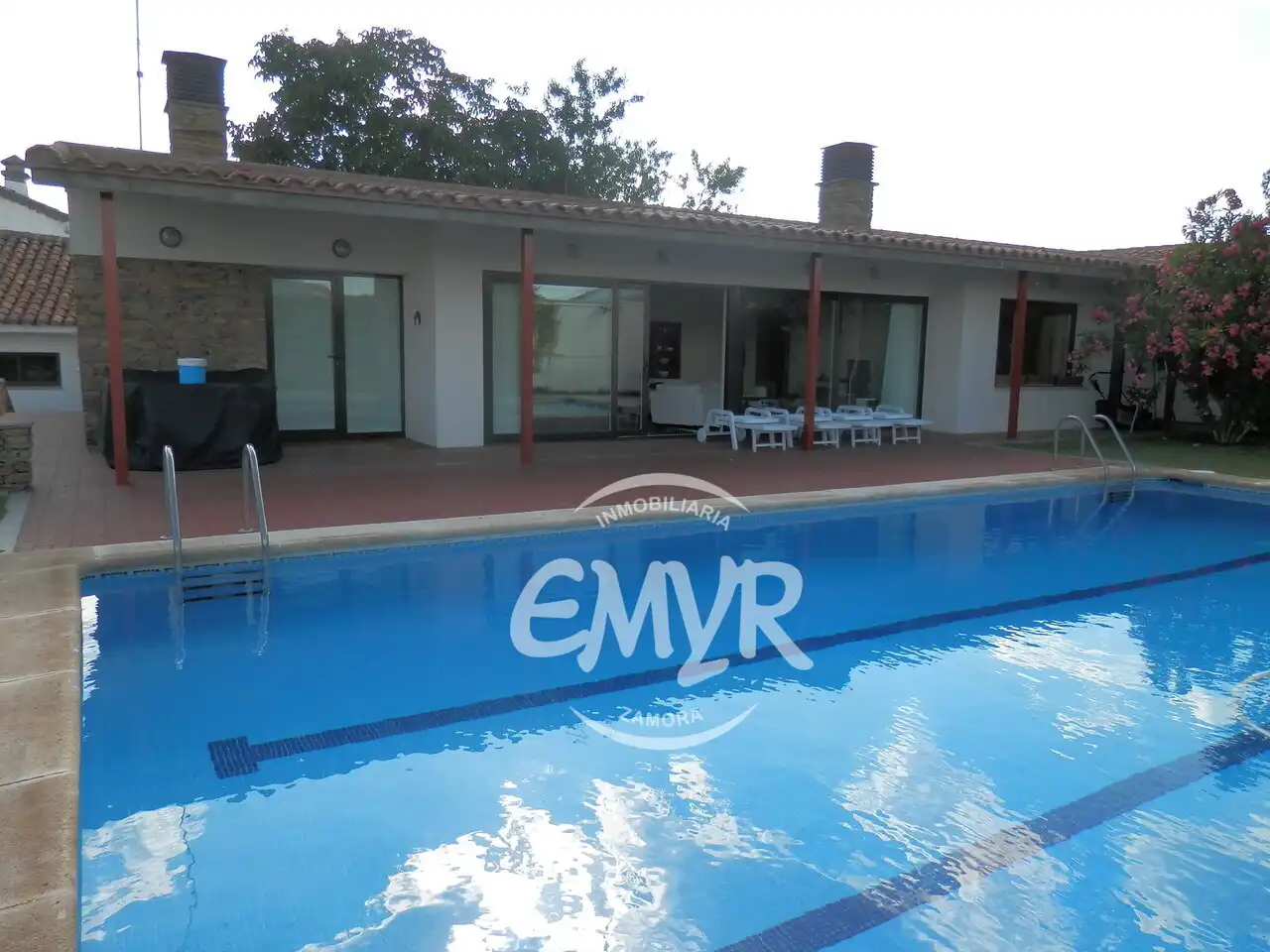 Houses for sale in Calle Vereda, Pozuelo de Tábara