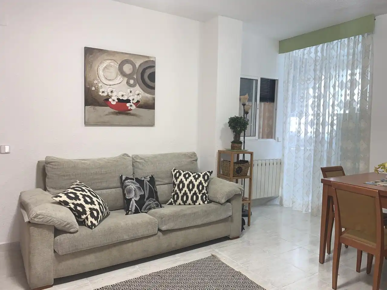 Sala d'estar de Planta baixa de lloguer en Madrid amb Calefacció i Moblat