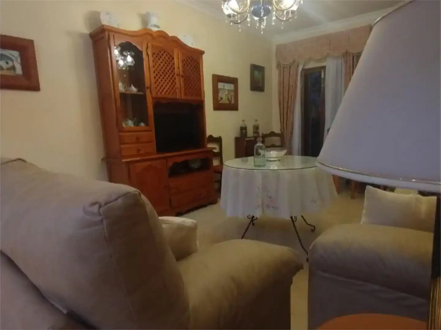 Wohnzimmer von Einfamilien-Reihenhaus zur Miete in Lora del Río, Sevilla