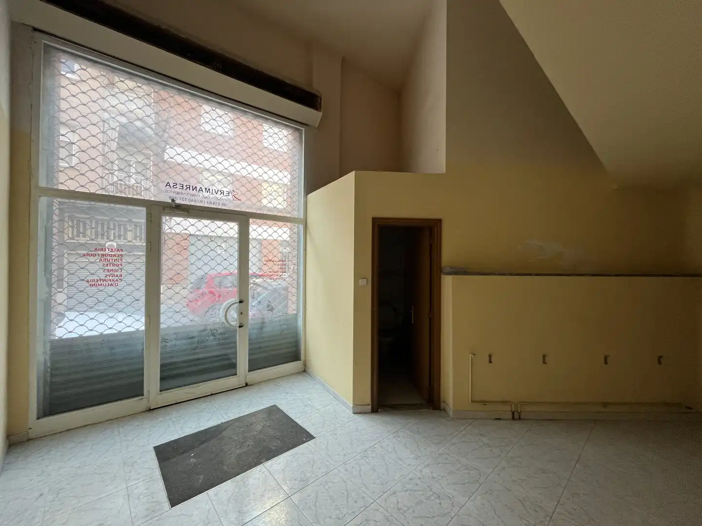 Nave industrial de alquiler en Manresa