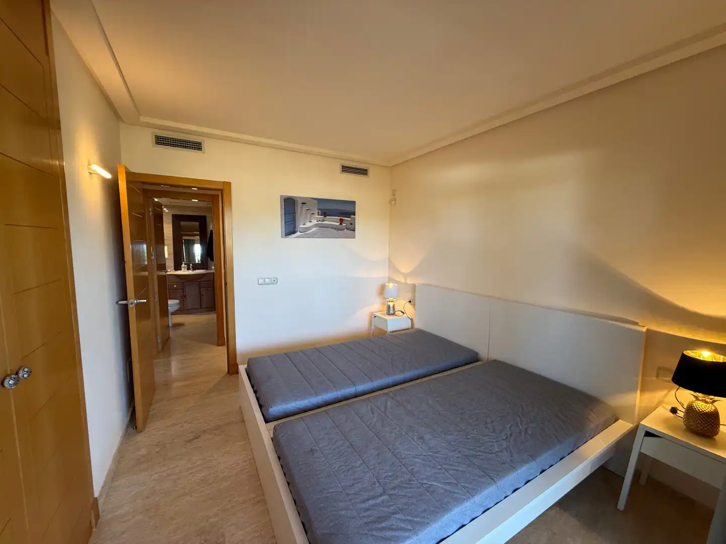 Habitación de Apartamento en venta en Santa Eulària des Riu con Aire acondicionado, Calefacción y Terraza