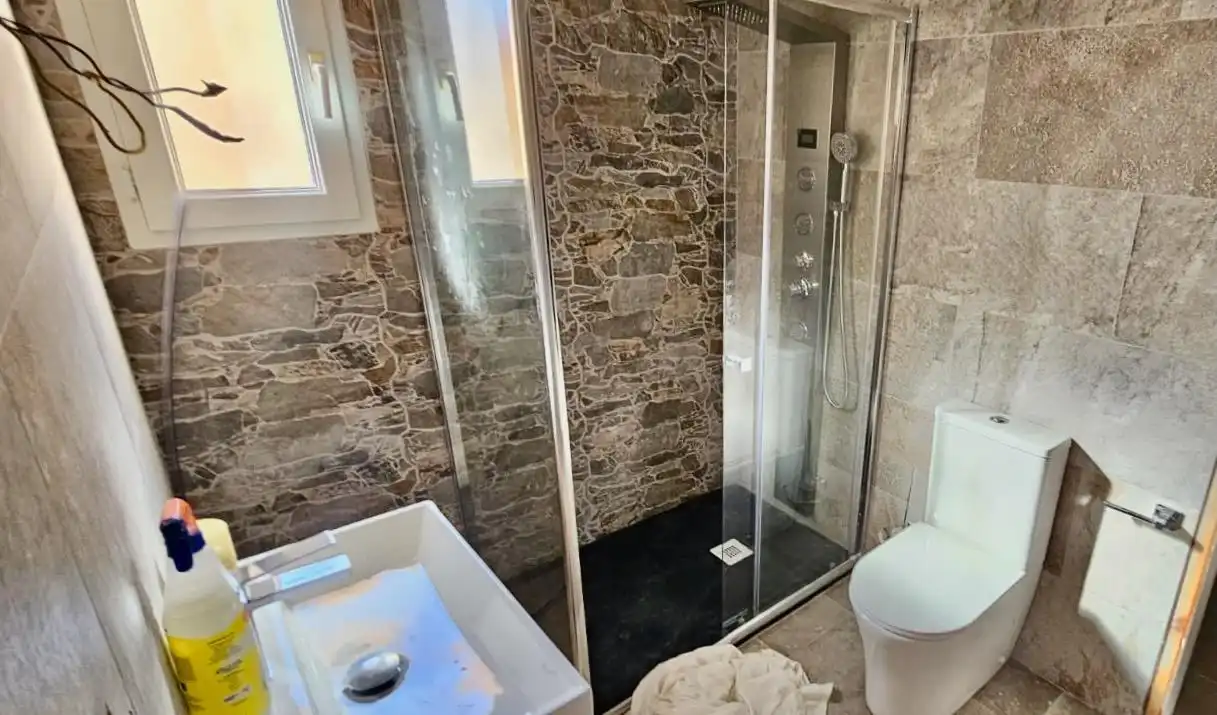 Baño de Casa o chalet en venta en La Nucia con Aire acondicionado, Jardín privado y Terraza