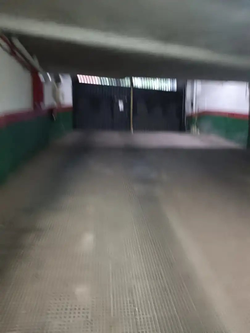 Parking of Garage for rent in Madrid