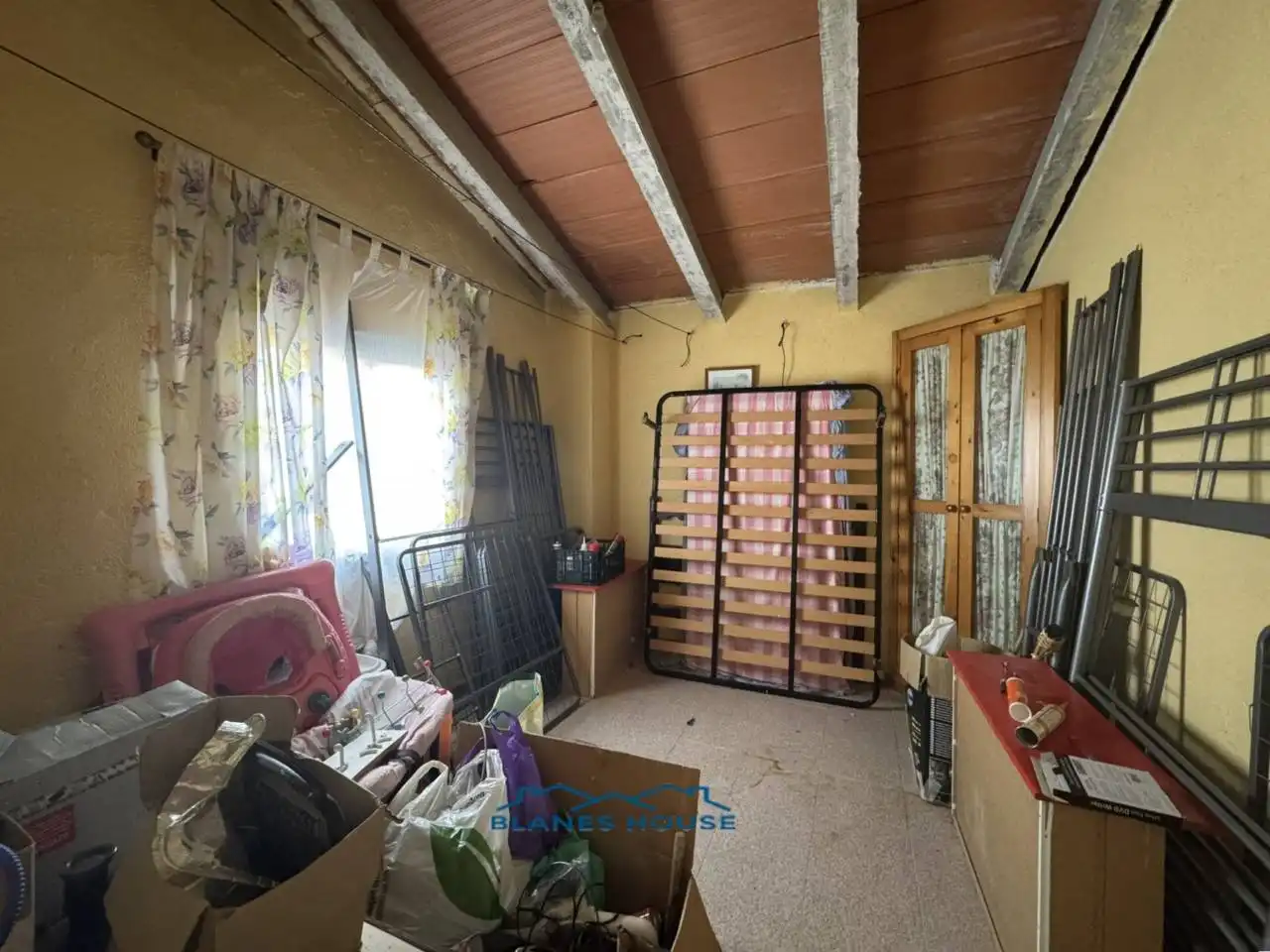 Casa con piscina en venta en Avenida Argimont 0, imagen 17