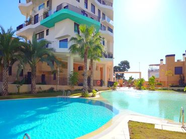 Adossat amb piscina en venda a Platja de Torres
