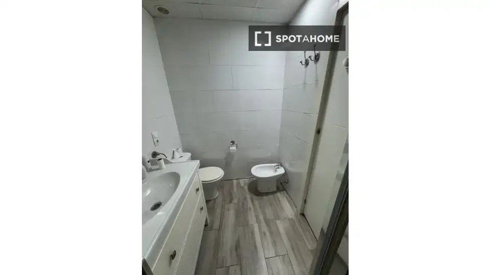Bathroom of Apartments for share in Mijas  with Air Conditioner, Heating and Terrace