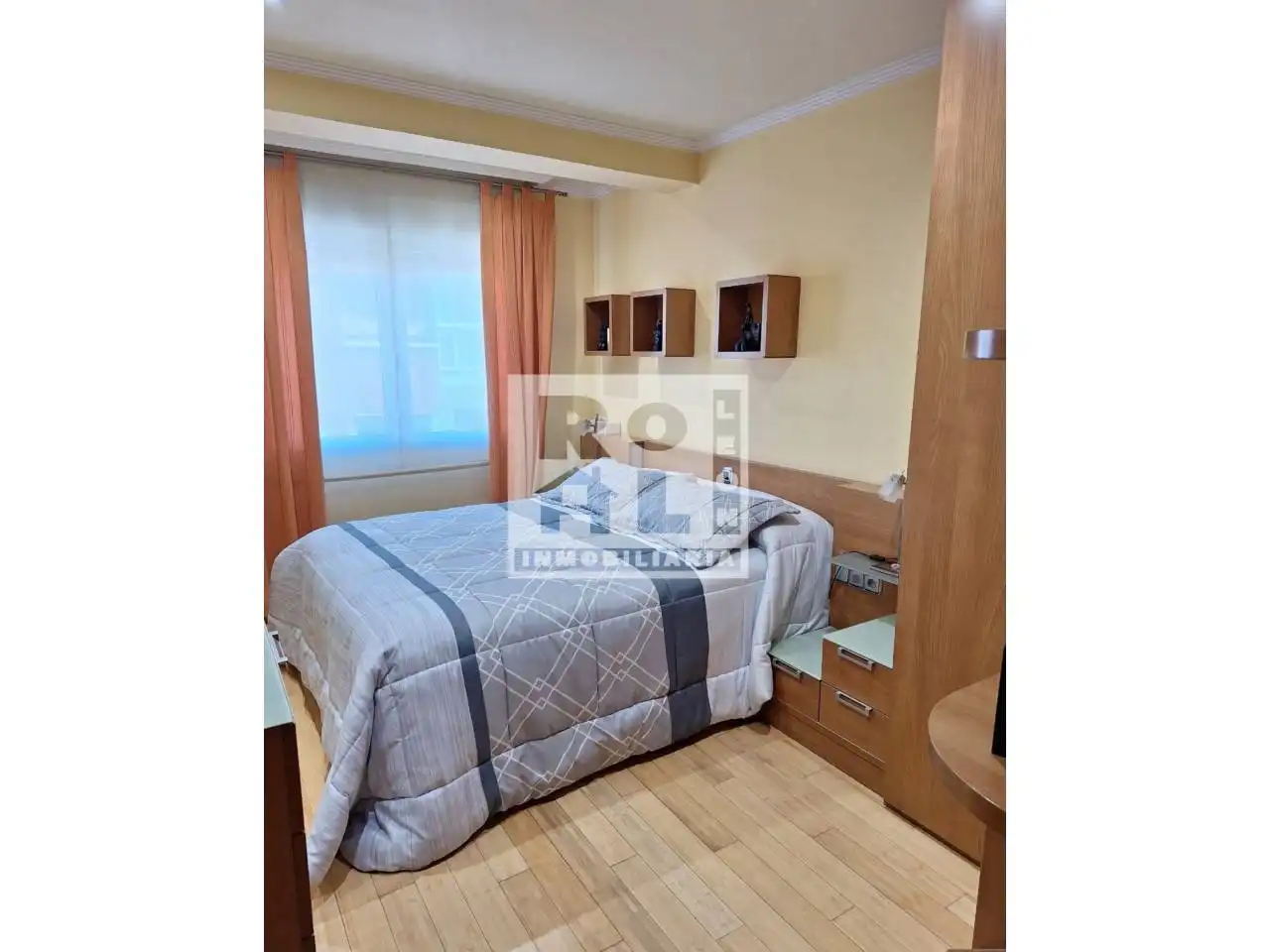 Bedroom of Apartments for sale in León Capital   with Heating and Parquet flooring