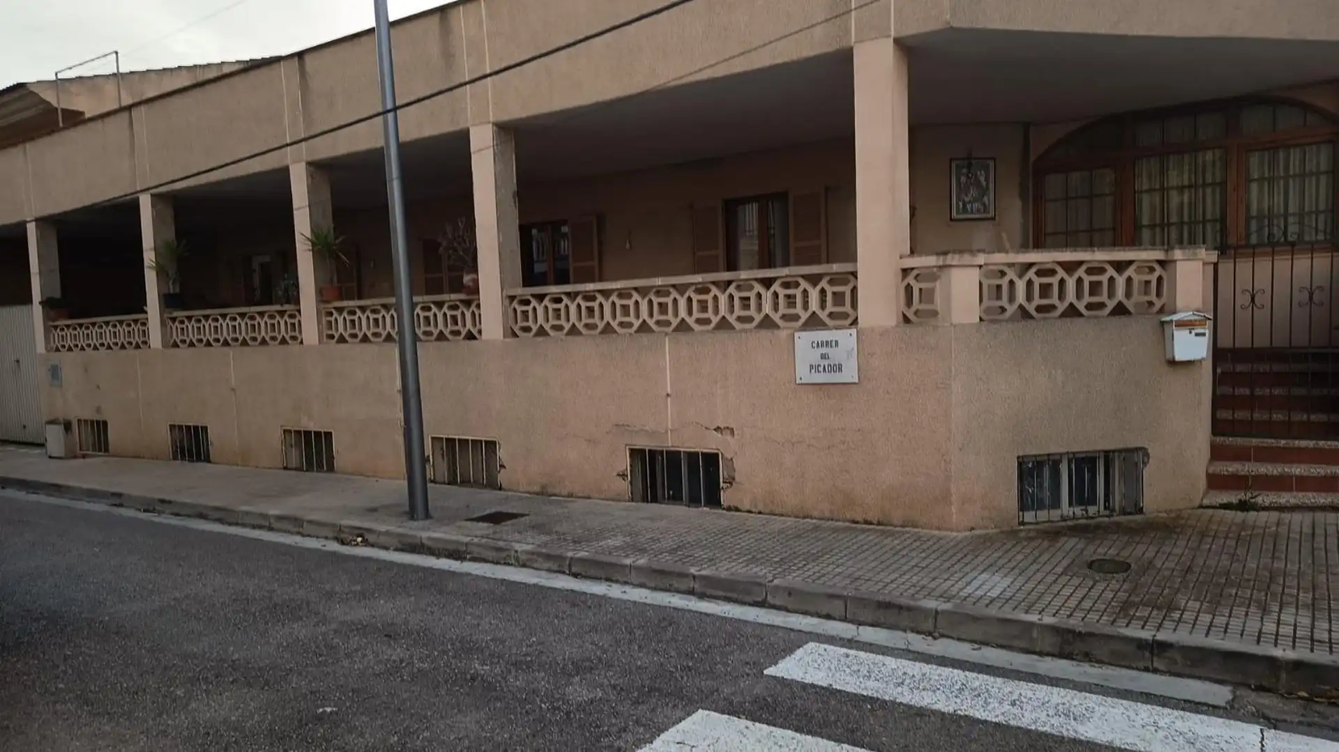 Vista exterior de Casa adosada en venda en  Palma de Mallorca amb Aire condicionat, Terrassa i Moblat