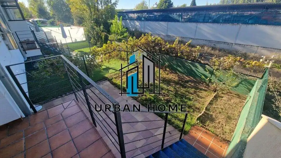 Terraza de Casa adosada en venta en Villabalter