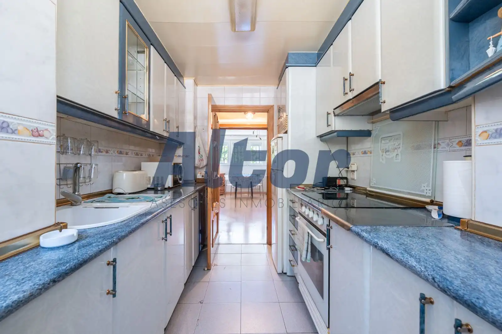 Cocina de Piso en venta en Madrid con Calefacción y Amueblado