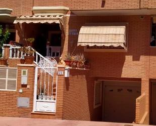 Exterior view of Single-family semi-detached for sale in  Almería Capital