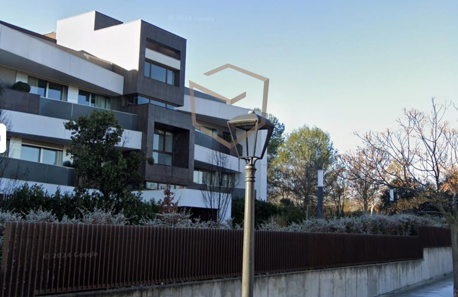 Exterior view of Duplex to rent in Pozuelo de Alarcón  with Air Conditioner, Heating and Terrace