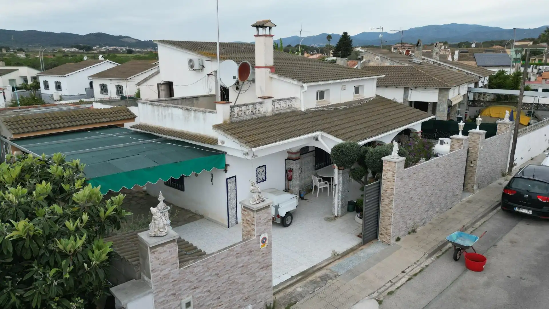 Exterior view of Houses for sale in Albinyana  with Heating, Balcony and Community pool