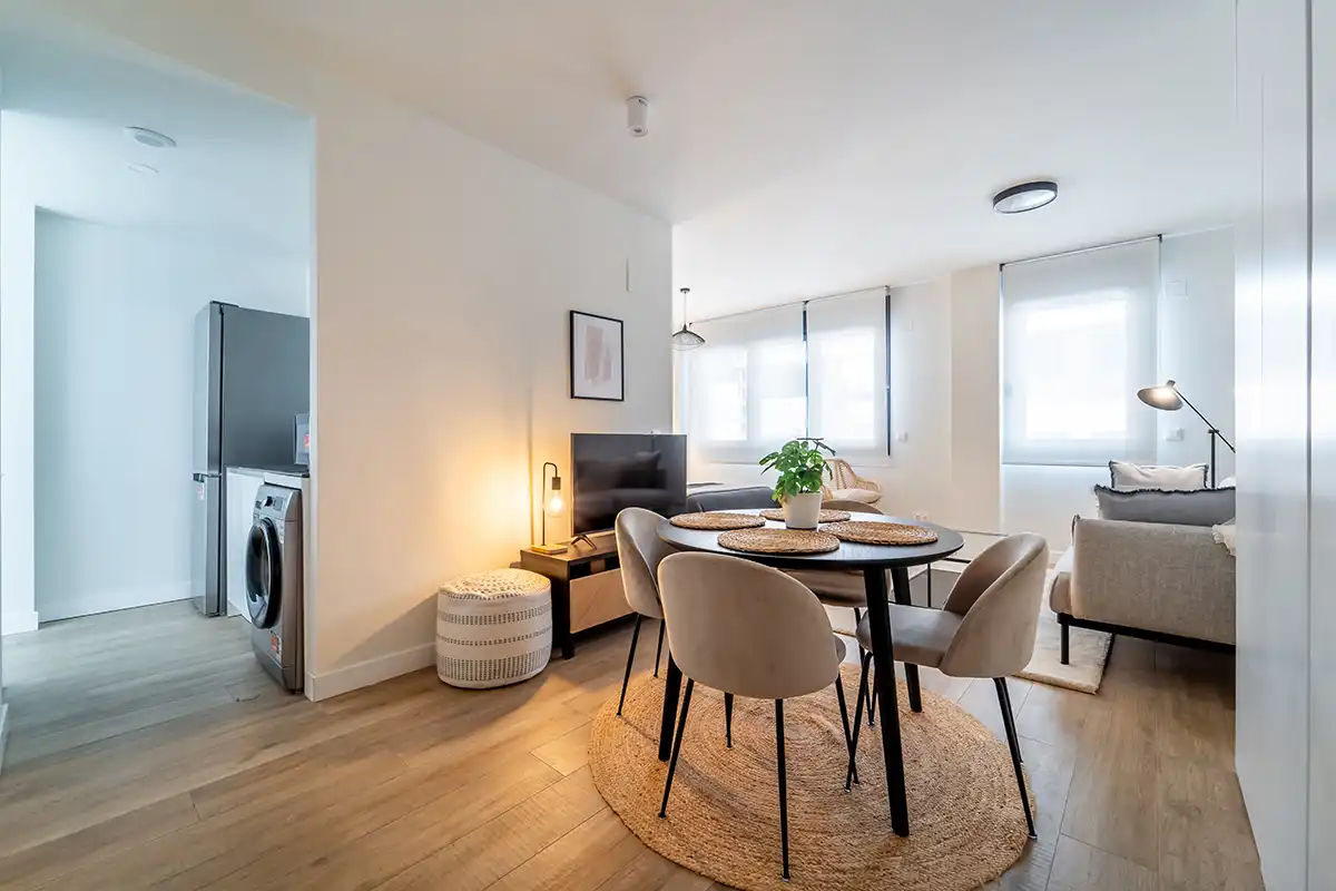 Estudio de alquiler en Calle de García Luna, 20, Ciudad Jardín