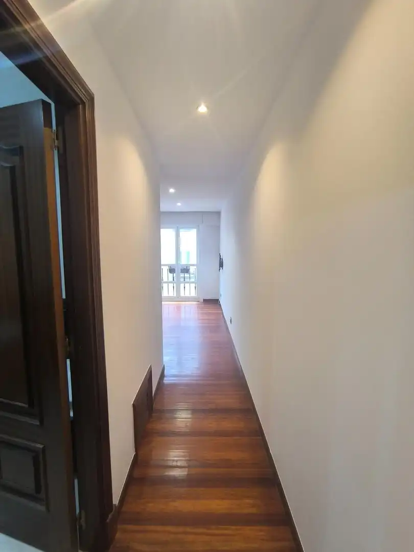 Flat for rent in Santiago de Compostela   with Heating, Storage room and Balcony