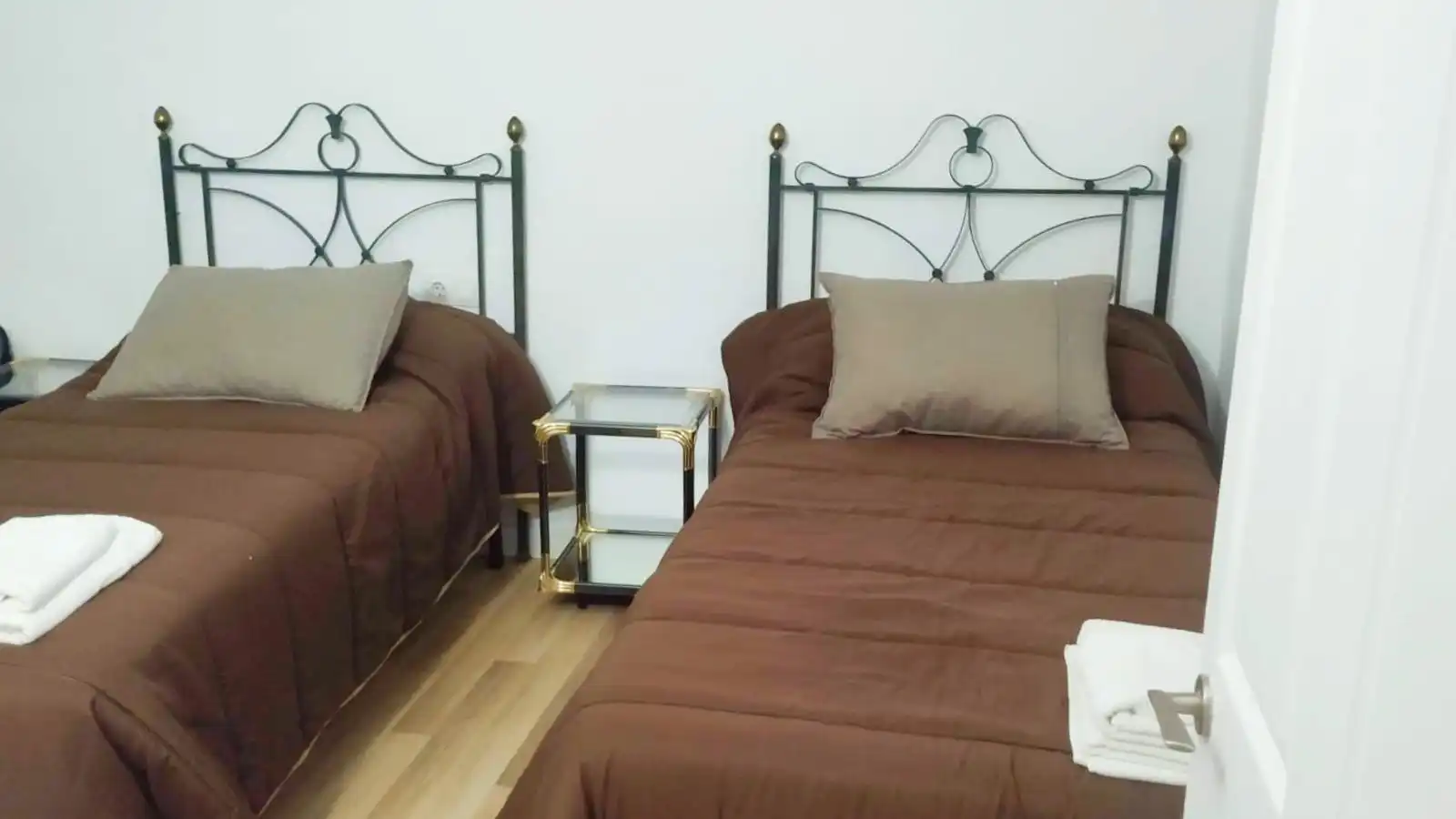 Habitación de Casa o chalet en venta en Alcalá del Júcar con Aire acondicionado, Jardín privado y Terraza