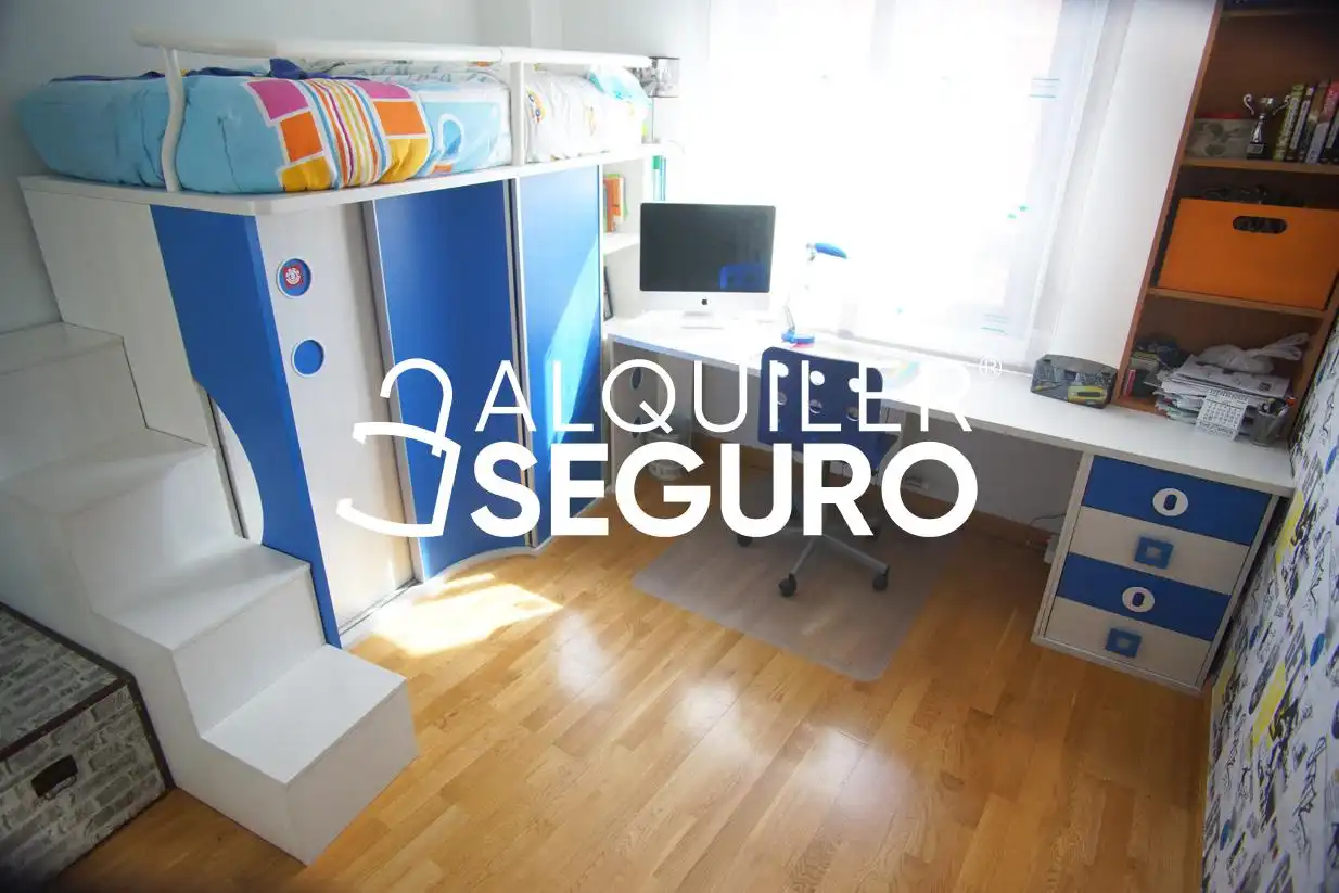 Habitación de Piso de alquiler en Valladolid con Calefacción y Amueblado