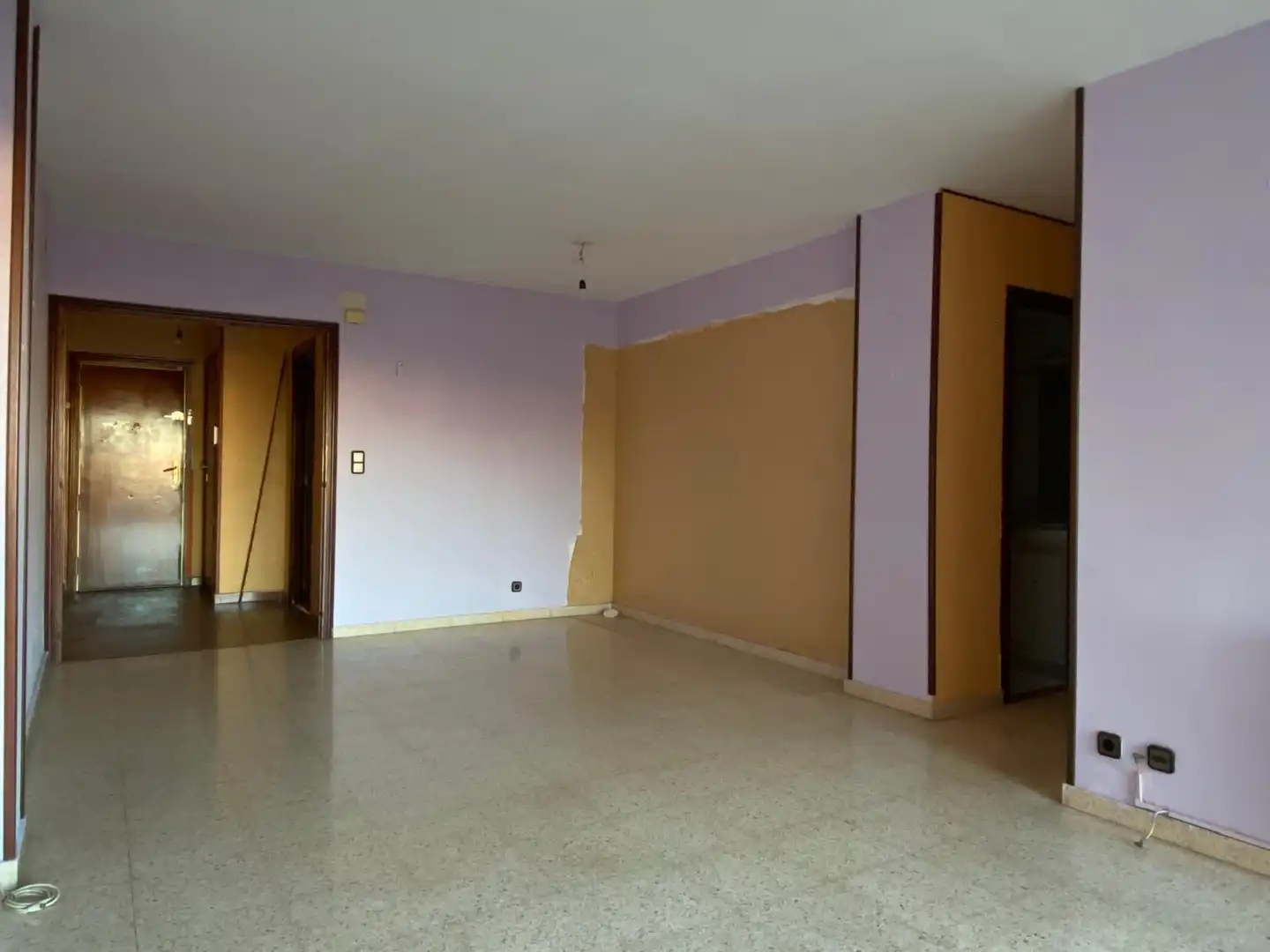 Wohnung zum Verkauf in Tarragona mit Heizung, Ofen und Balkon