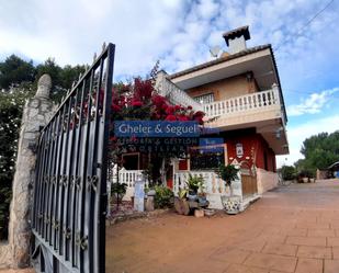 Casa o xalet en venda en Estivella amb Terrassa i Piscina