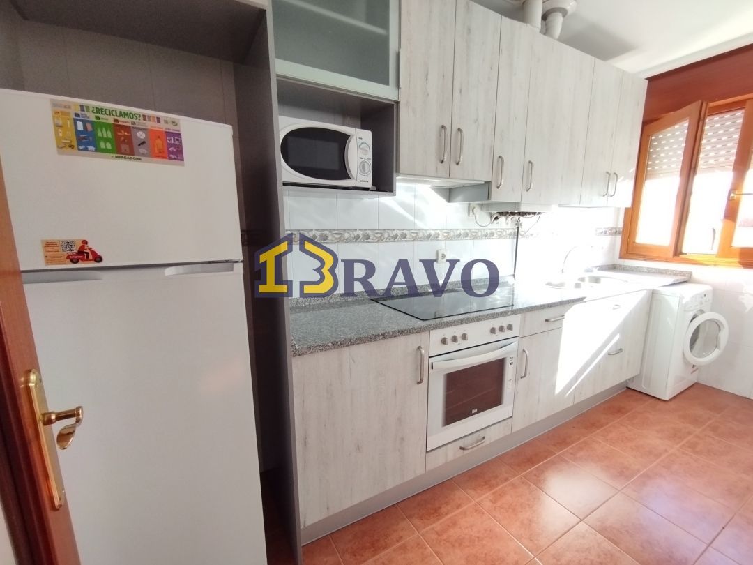 Kitchen of Attic for sale in Medina de Pomar  with Heating, Private garden and Terrace