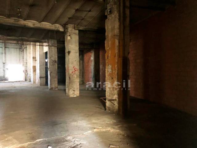 Nave industrial en Venta en Carrer Quevedo en Santa Rosa