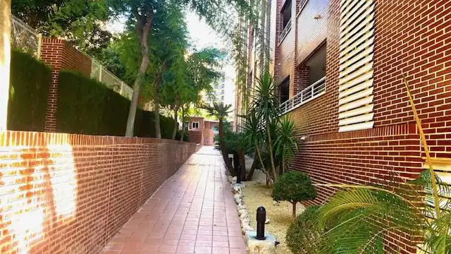 Vista exterior de Apartament en venda en Villajoyosa / La Vila Joiosa amb Aire condicionat, Calefacció i Terrassa