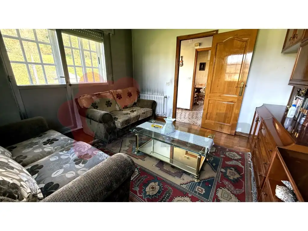 Sala d'estar de Casa o xalet en venda en Becerreá