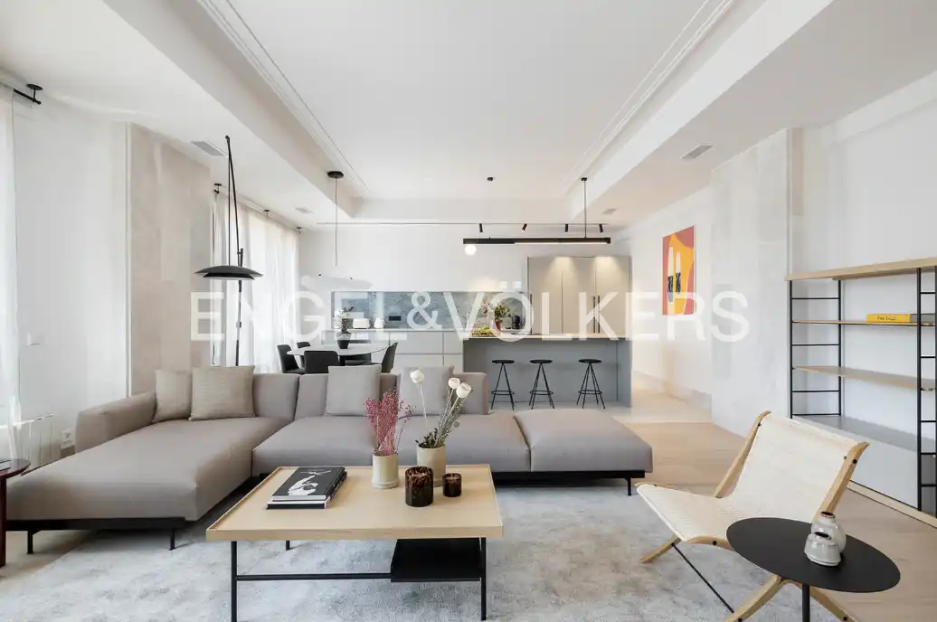 Flat with terrace to rent in Eixample, imagen 3