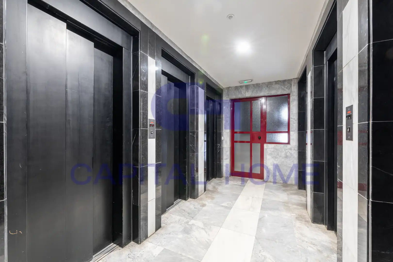 Estudio en venta en Madrid con Parquet y Terraza