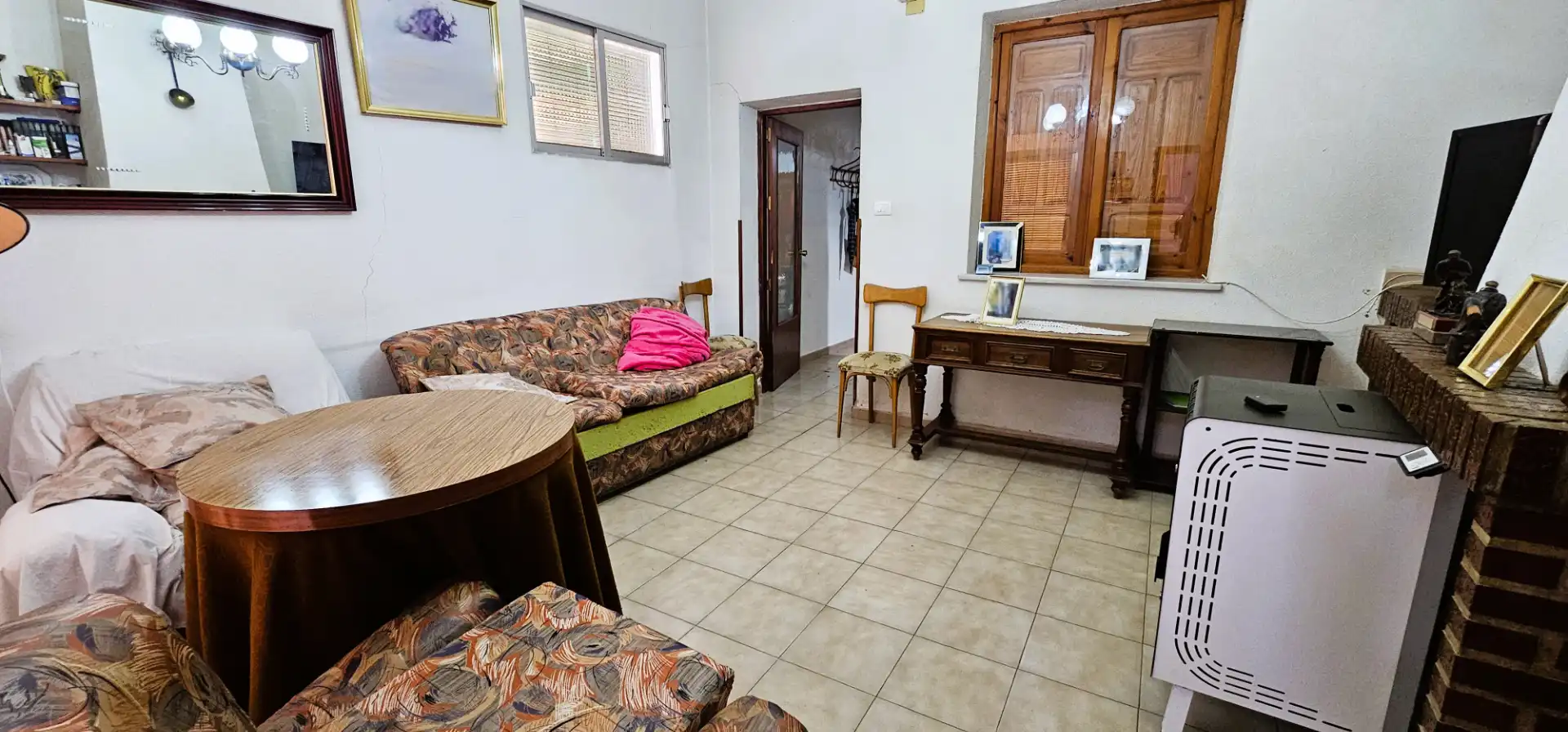 Sala de estar de Casa adosada en venta en Totana con Terraza, Trastero y Amueblado