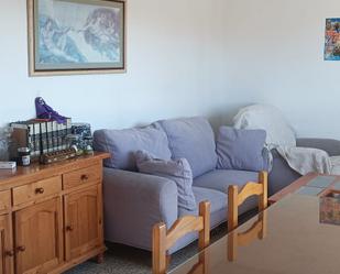 Living room of Flat to rent in  Granada Capital  with Balcony