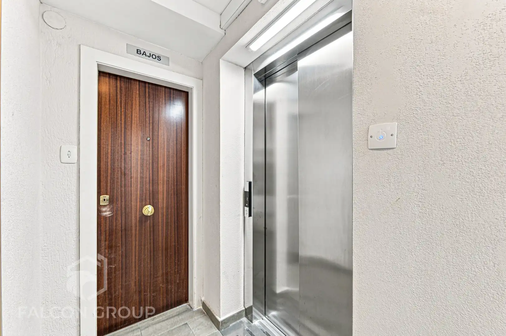 Piso en venta en Barcelona con Terraza