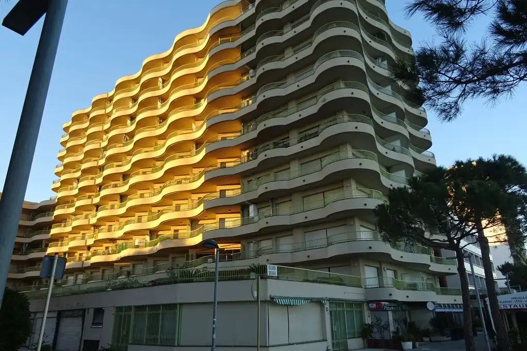 Apartamento con terraza en venta en Carrer Miramar 27