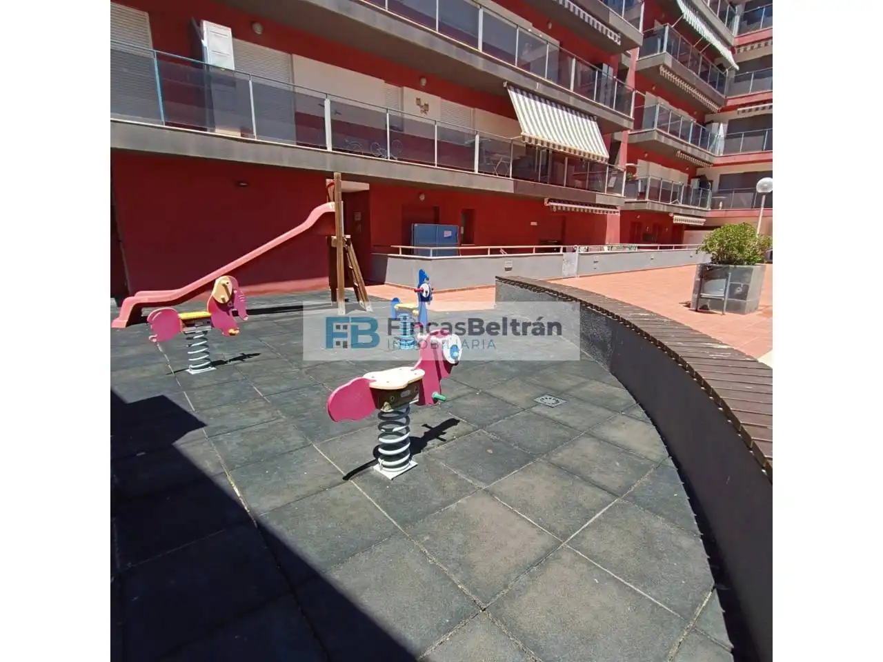 Exterior view of Apartments for sale in Benicarló  with Air Conditioner, Parquet flooring and Storage room