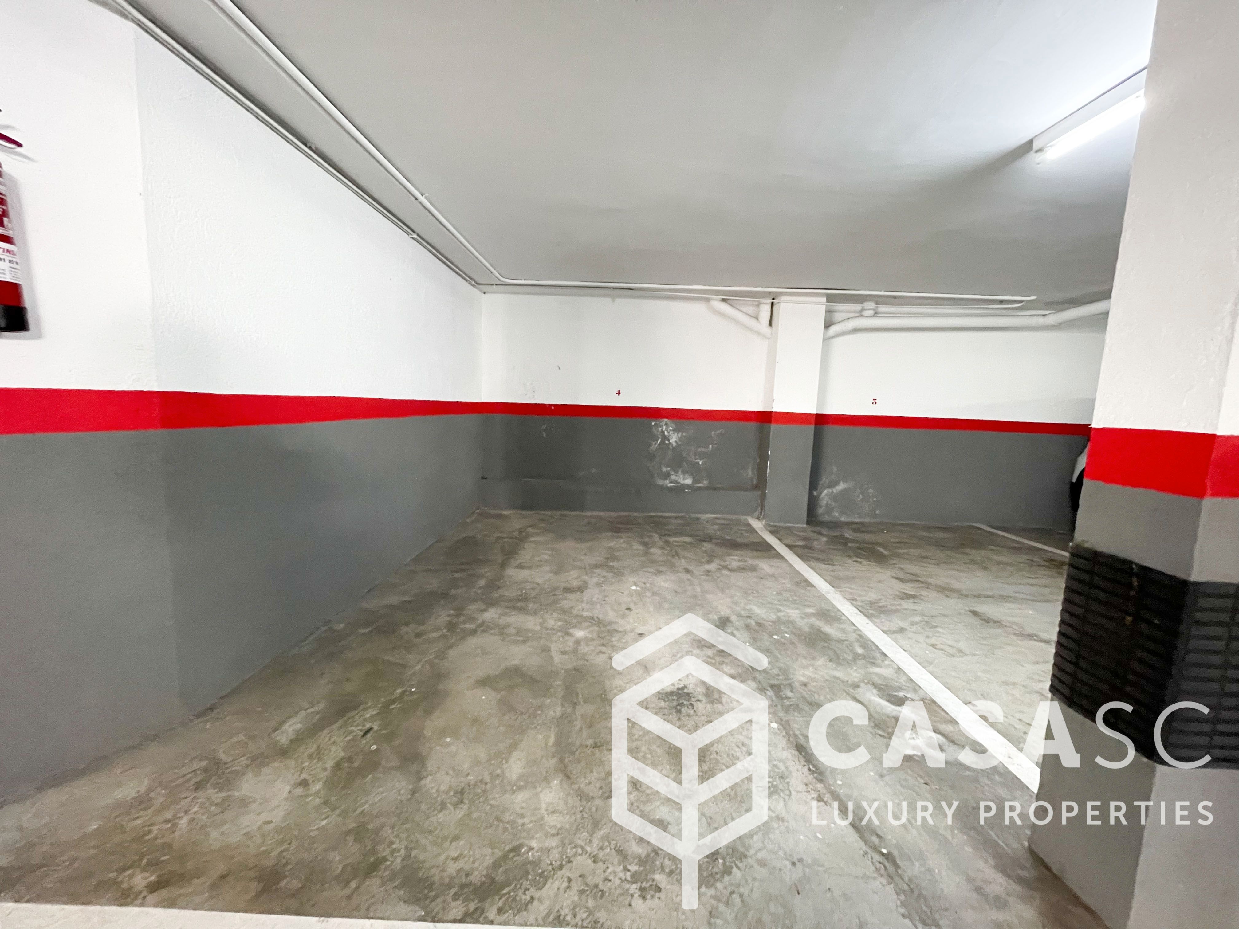 Aparcament de Garatge en venda en Sant Cugat del Vallès