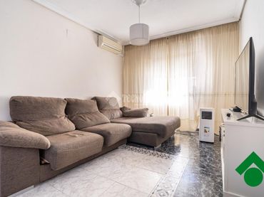 Casa pareada en venta en Pinos Puente