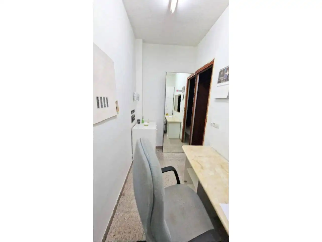 Bedroom of Commercial properties for sale in  Logroño
