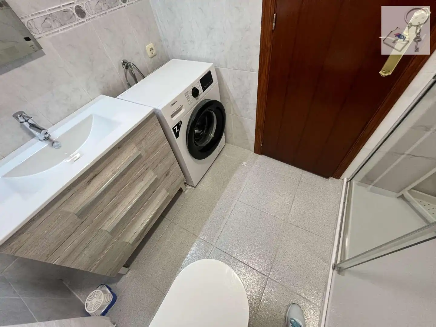 Bany de Casa o xalet en venda en Orihuela amb Aire condicionat, Terrassa i Moblat