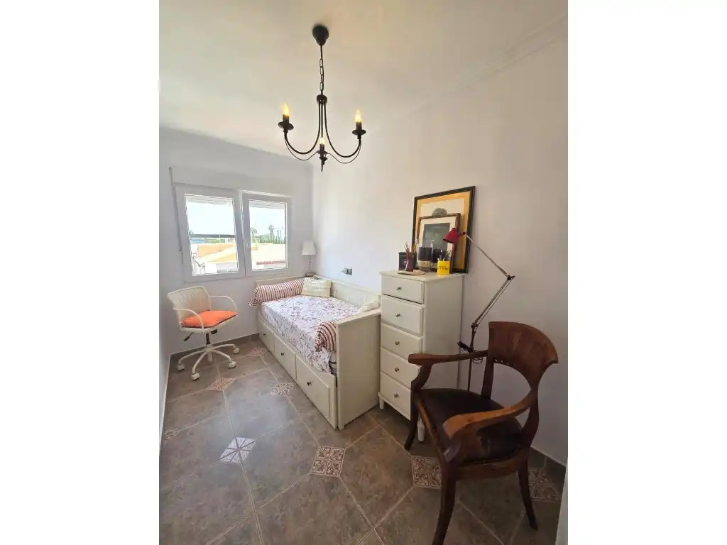 Habitación de Casa o chalet en venta en Torrevieja con Piscina y Amueblado