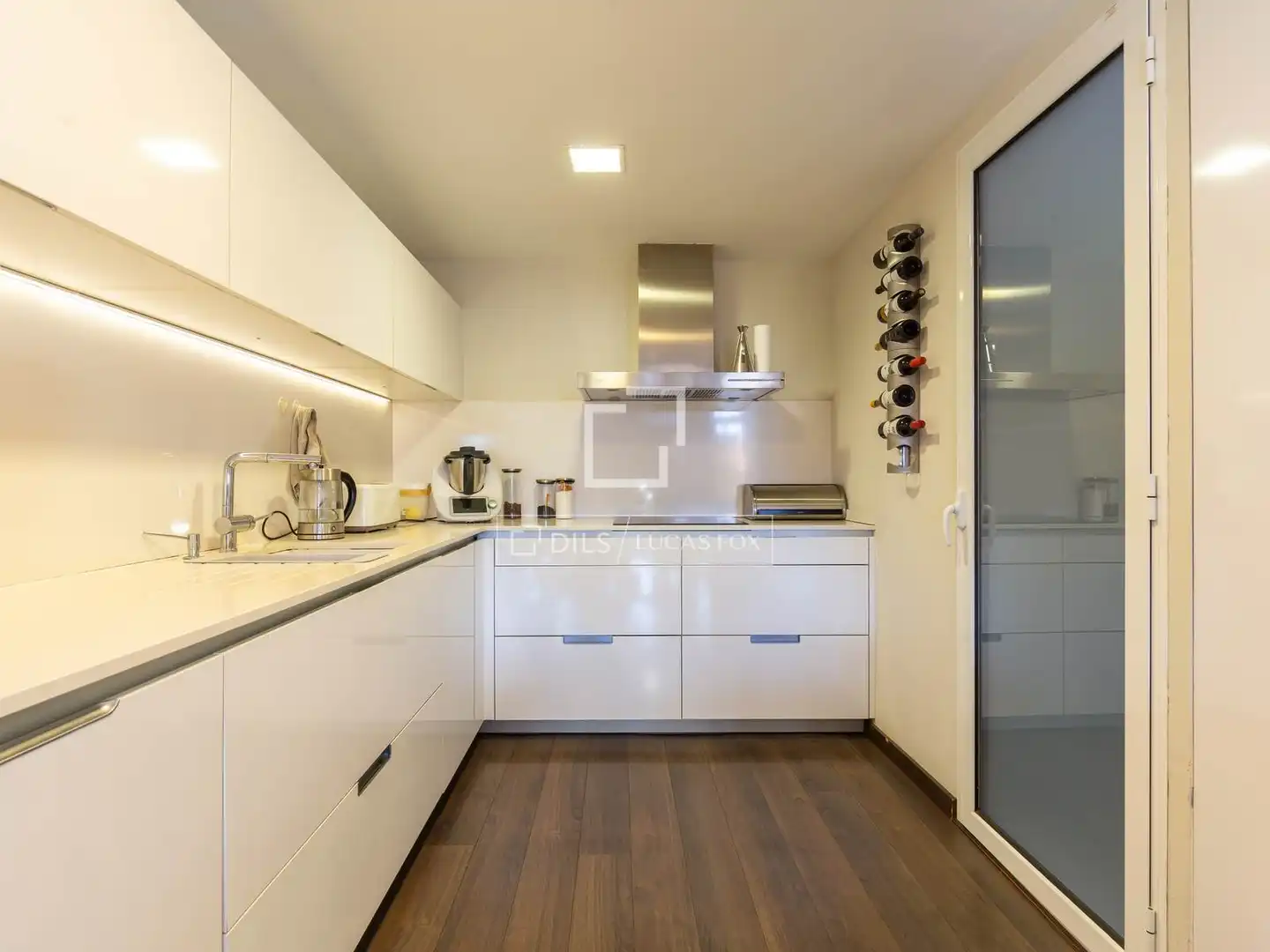 Kitchen of Flat for sale in Centre  