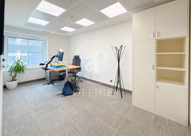 Oficina en Alquiler en Castellana