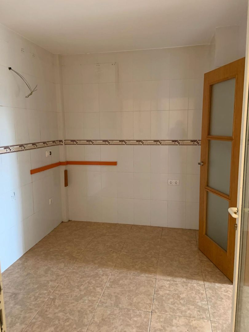 Cuina de Casa o xalet en venda en Hellín amb Balcó