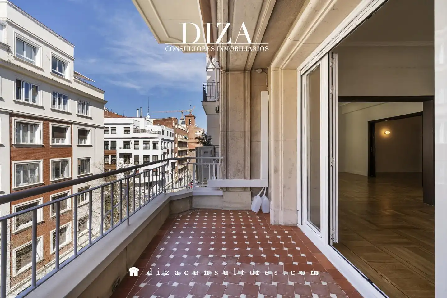 Vista exterior de Pis de lloguer en Madrid amb Aire condicionat, Calefacció i Terrassa