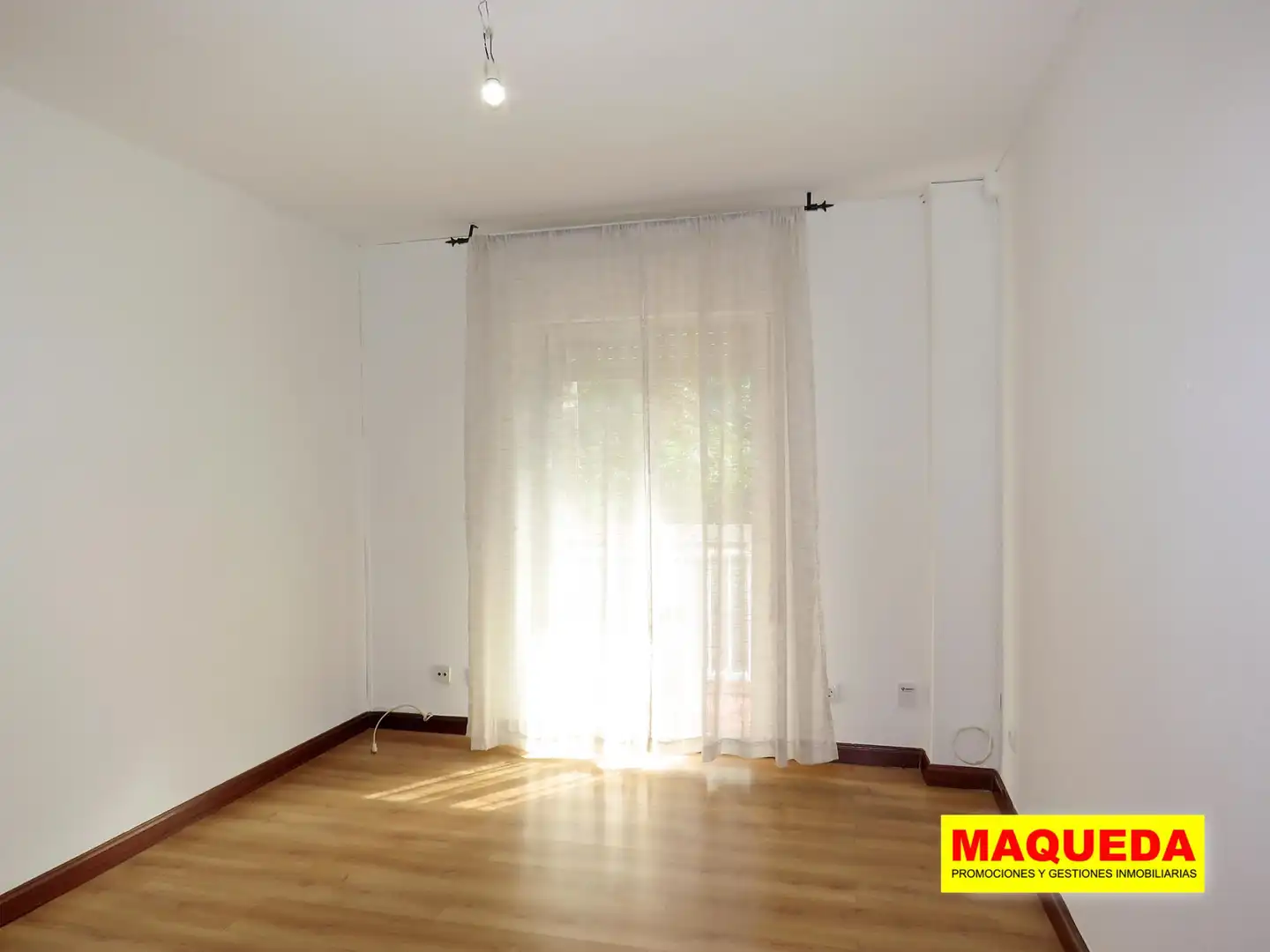Schlafzimmer von Wohnung zum Verkauf in Alcorcón mit Klimaanlage, Parkett und Terrasse