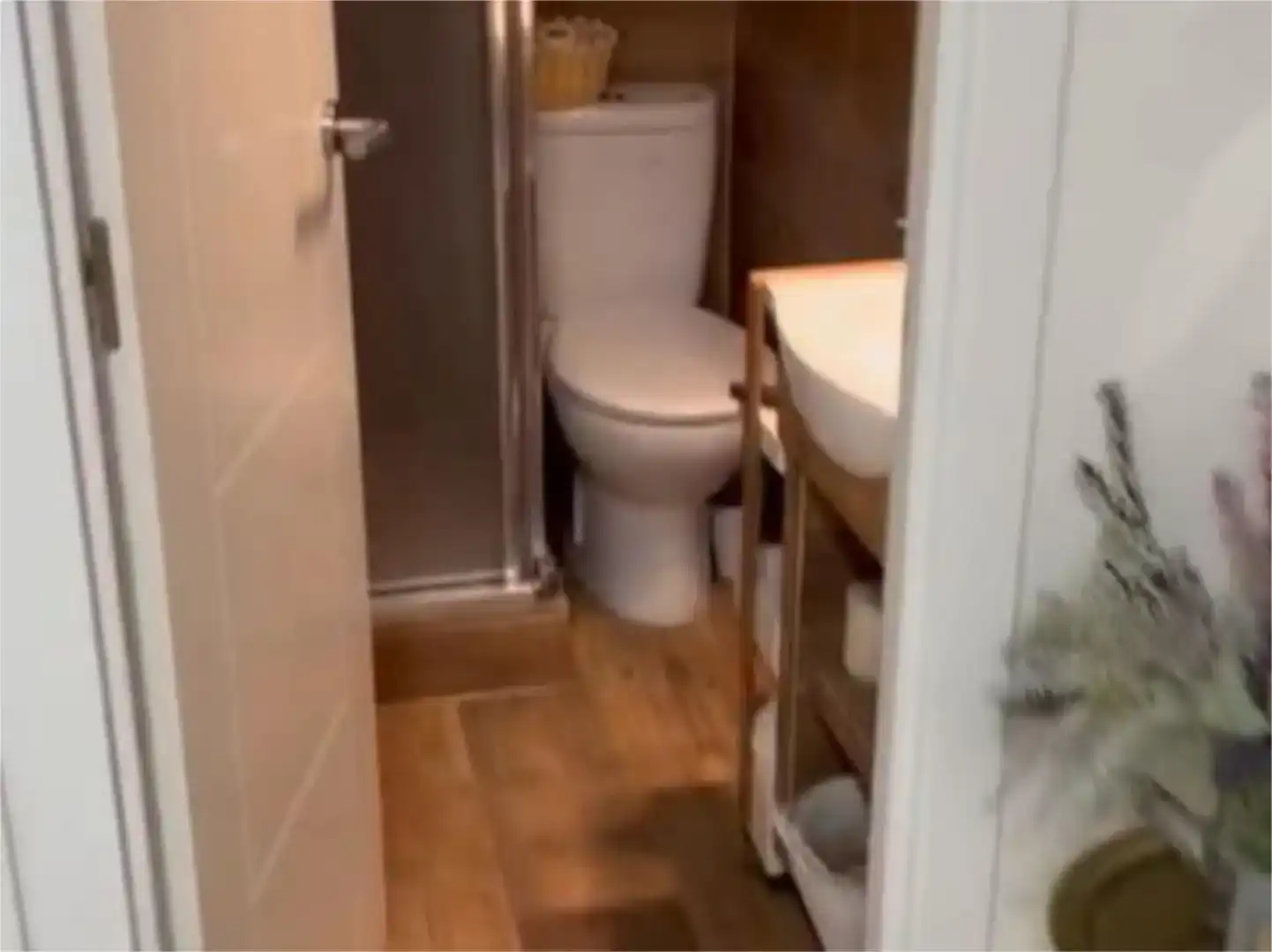 Badezimmer von Wohnung zur Miete in  Sevilla Capital mit Klimaanlage